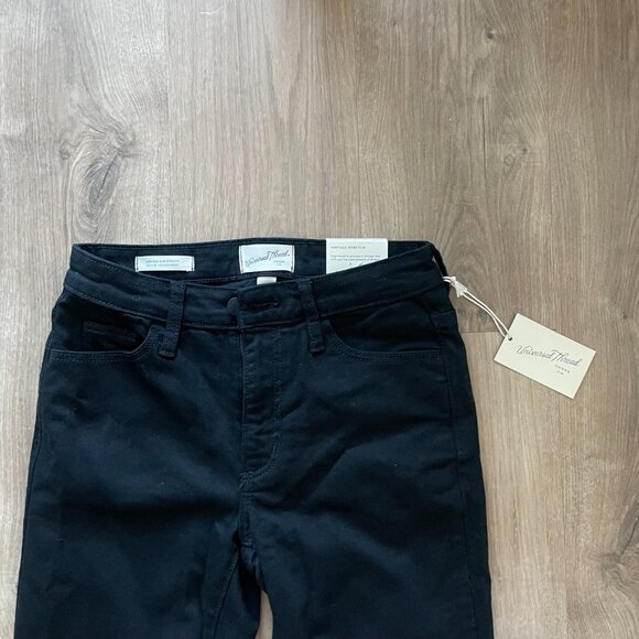 High-Rise Vintage Straight Black Jeans - Picture 2 of 5